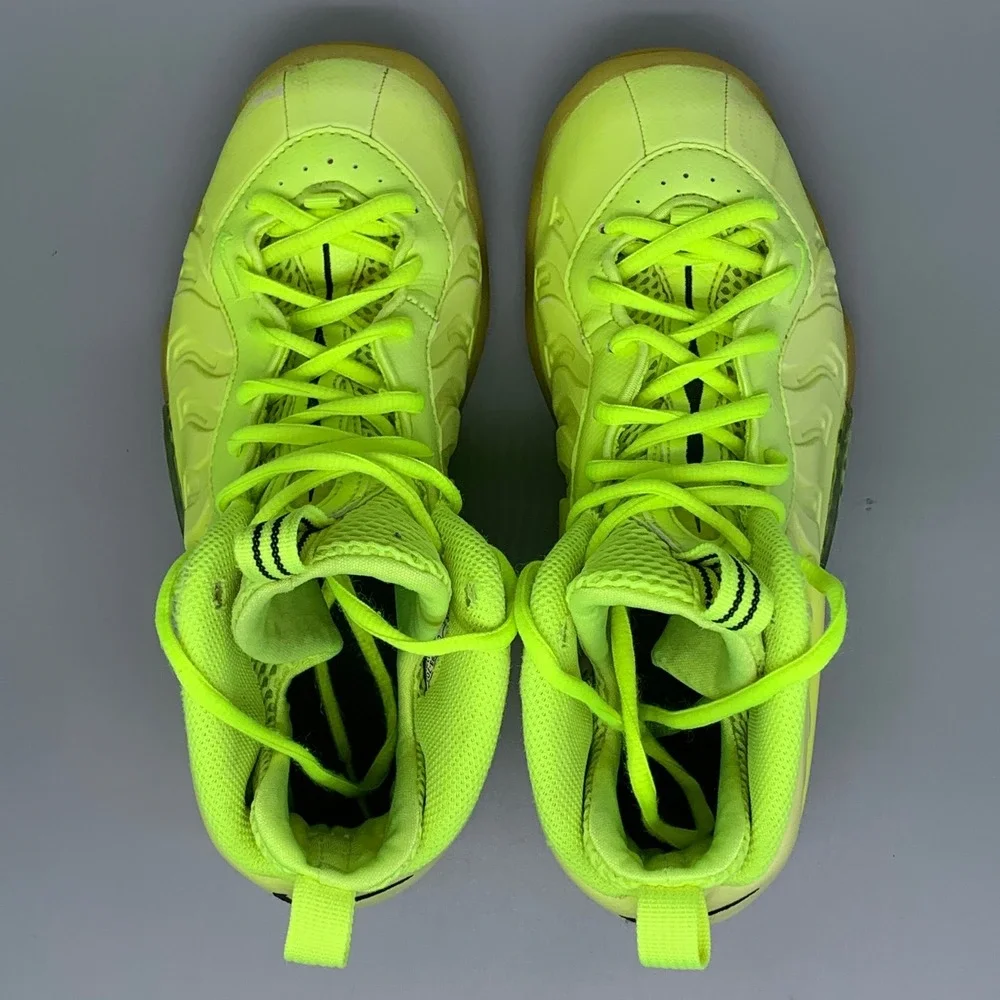 Nike Little Posite One Volt Basketball Shoes CW1593-702 Yth Sz 4Y Women's Sz 5.5